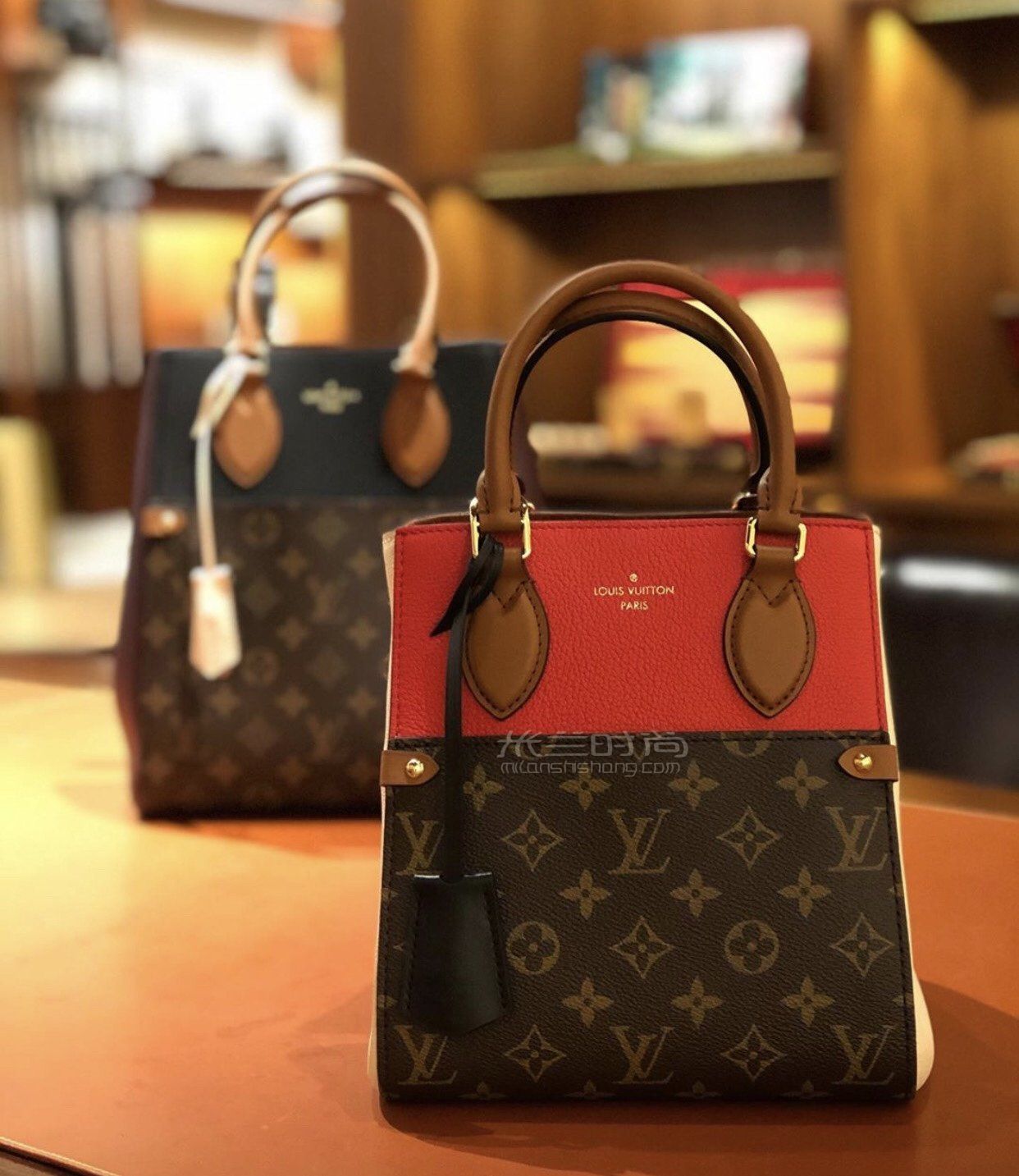 lv一比一精仿一个包多少钱 lv一比一精仿的价格(已更新)-第1张图片-潮百科