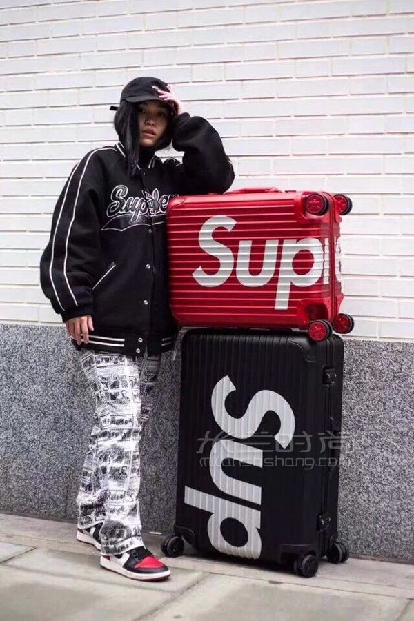 【supreme x rimowa 30寸】【铝镁合金】黑色 日默瓦拉箱-拉杆箱