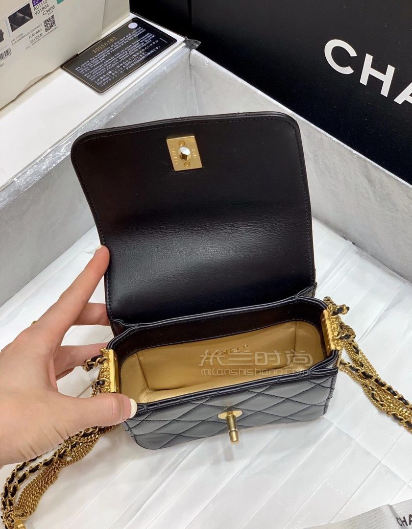 【香奈儿链条包】chanel 秋冬限量版链条包 mini小号黑色复古金肩带斜