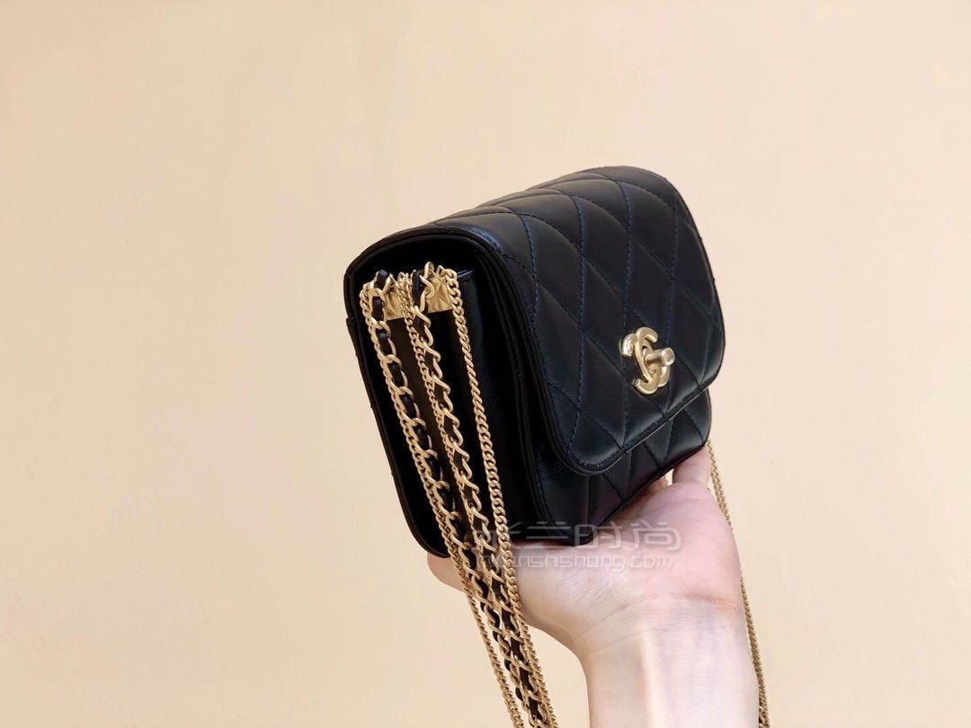 【香奈儿链条包】chanel 秋冬限量版链条包 mini小号黑色复古金肩带斜
