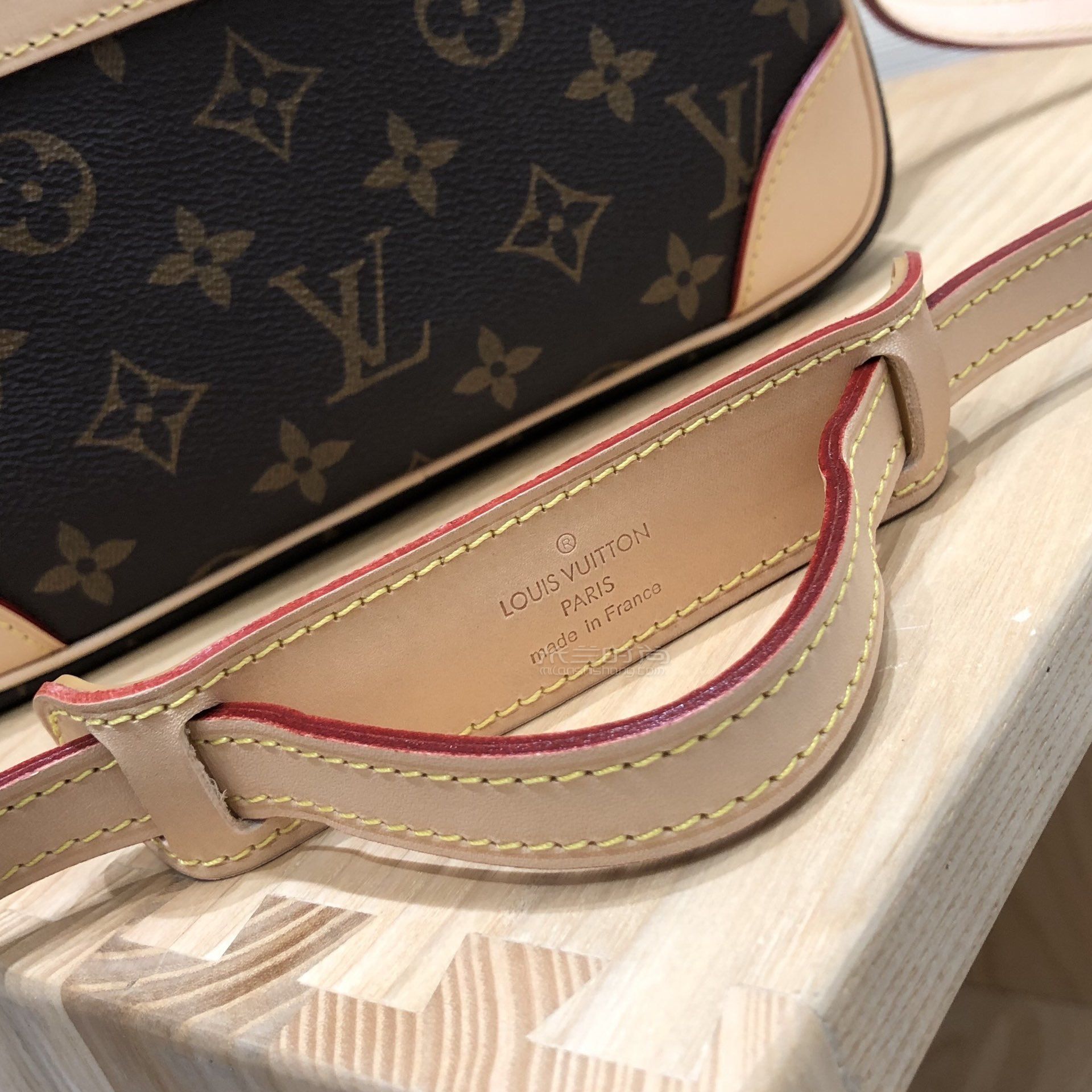 lv中古相机包路易威登vintage老花单层横版记者包相机包尺寸价格