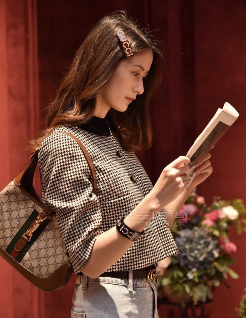 gucci古驰女包腋下包jackie 1961系列小号单肩斜挎包倪妮同款图片