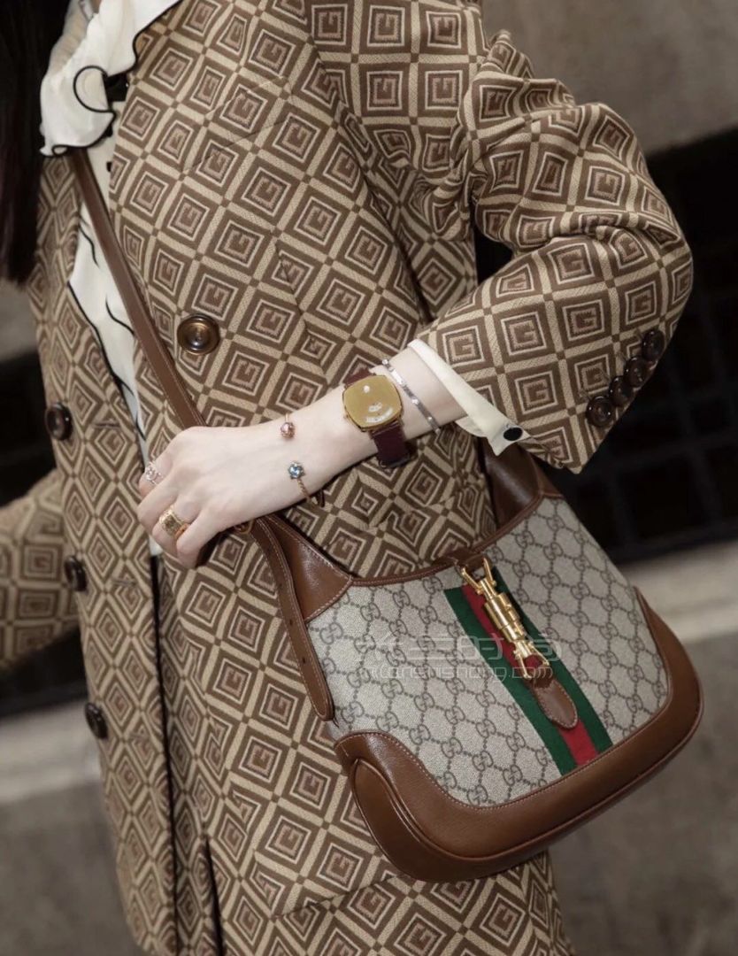 gucci古驰女包腋下包jackie 1961系列小号单肩斜挎包倪妮同款图片