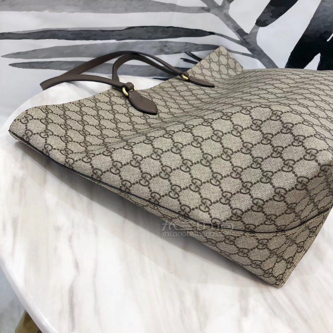 高仿古驰ophidia小号托特包（gucci古驰gucci off the grid系列托特包）-第2张图片-潮百科