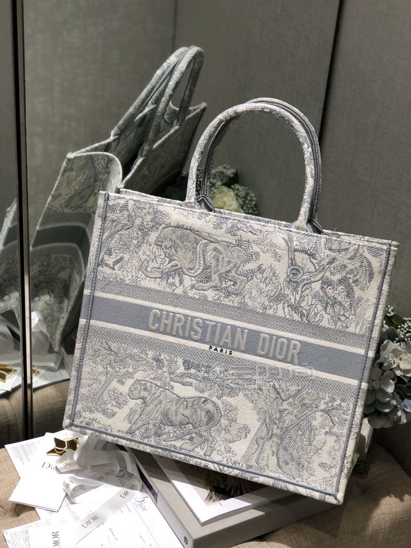 迪奥托特包 Dior Book Tote女士手提包岩石灰丛林老虎购物袋大号 米兰时尚包包网
