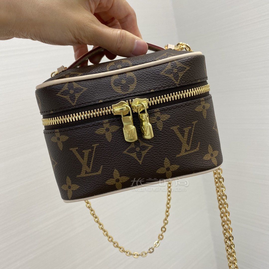 lvmini化妆包lvnicenano2020新款老花化妆包价格尺寸上身图