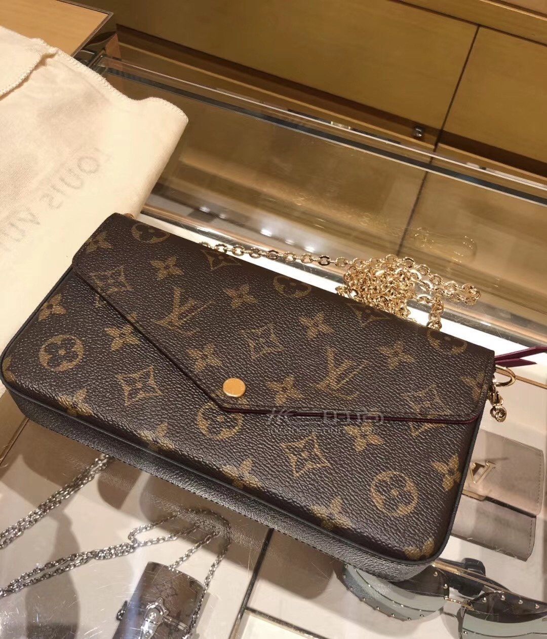 盘点十大精仿a货lv老花包(高仿lv老花包多少钱一个)-第2张图片-潮百科