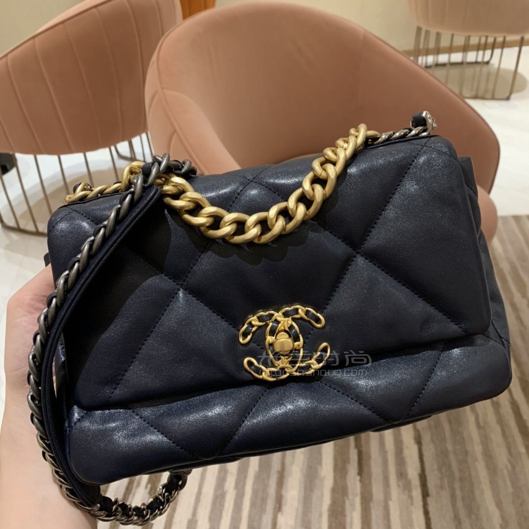 chanel包包2023新年的简单介绍