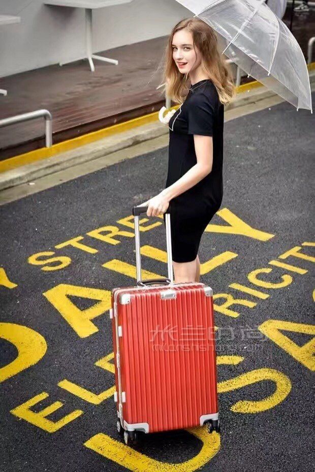 日默瓦拉杆箱-旅行箱 任贤齐复古系列明星同款_9