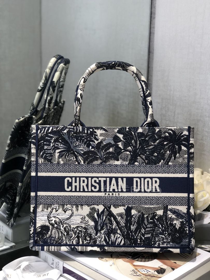 迪奥托特包 Dior Book Tote女士手提包蓝色棕榈树茹伊印花刺绣购物袋小号 米兰时尚包包网