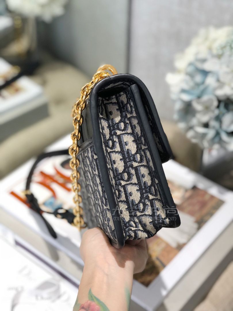 迪奥蒙田包dior30montaigne中号金属链条单肩包女士斜背包