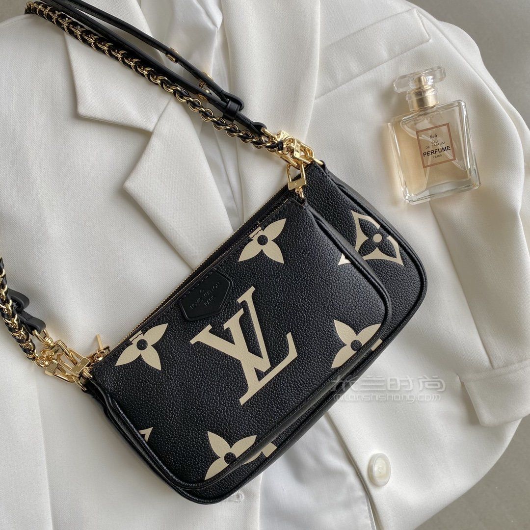 2021-7-25 16:38:15【三件套麻将包】[价格微调]新式全皮印花 实用性