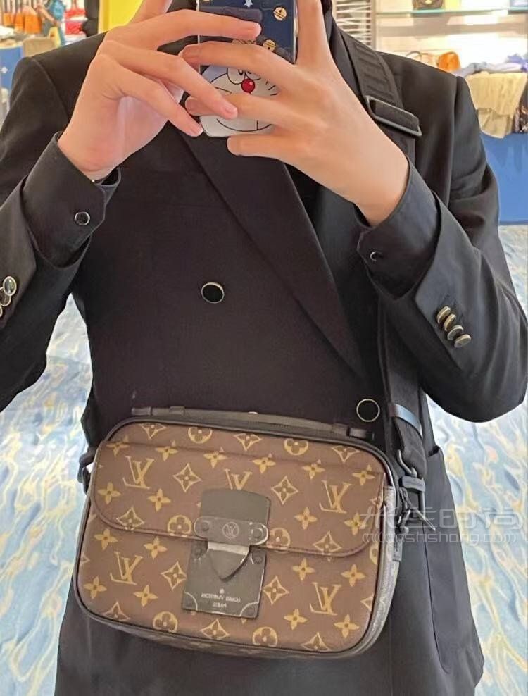 lv邮差包s lock sling男士单肩包邮差 老花帆布拼黑色m45863_17