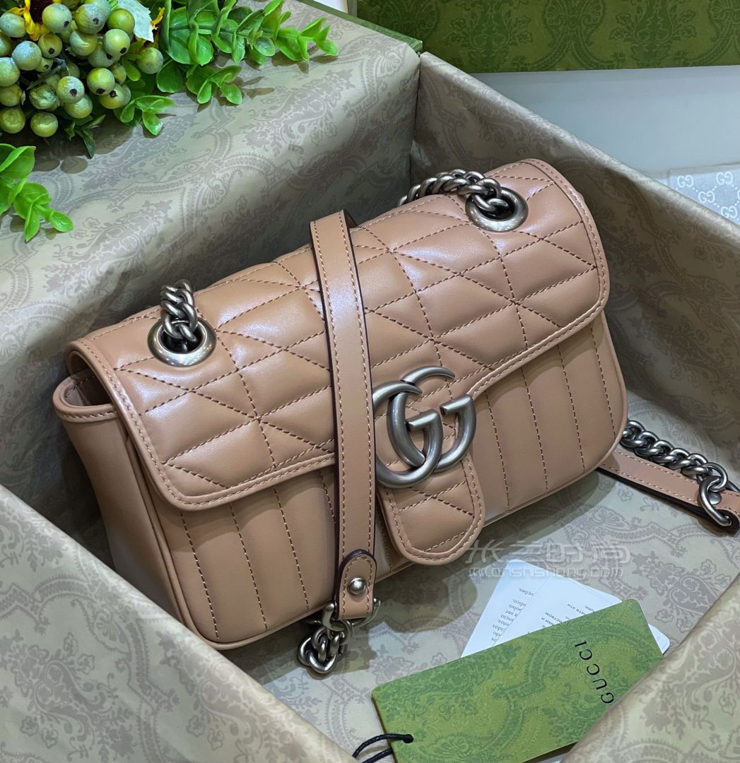 Gucci古驰GG Marmont小号链条包奶茶色446744 22年女士全新几何绗