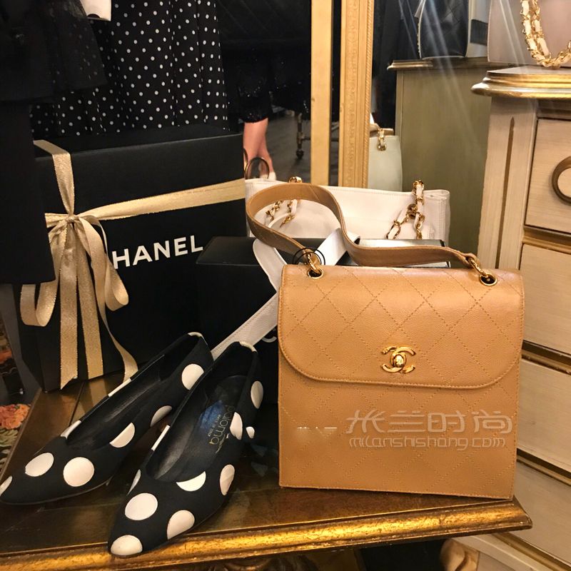 探店 日本 大阪中古包包网红店Mademoiselle 在日本淘到千元正品奢侈包包