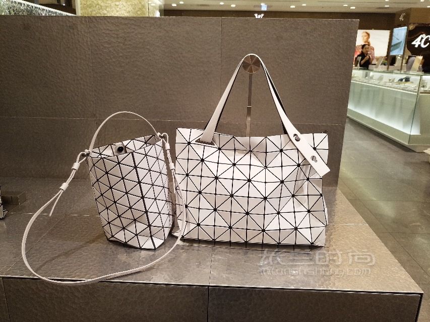 日本大阪三宅一生包包购买攻略 日本很多奢侈品并无价格优势比如说Chanel (7)