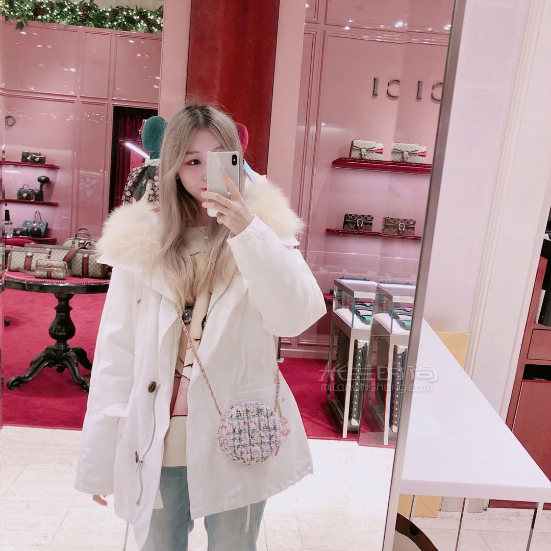 CHANEL 香奈儿新款小圆包！少女心爆炸太可爱了啊啊！ chanel新一季的包包都 (6)