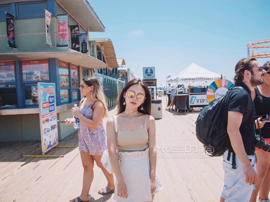 香奈儿包包Chanel 米白色链条包 (3)