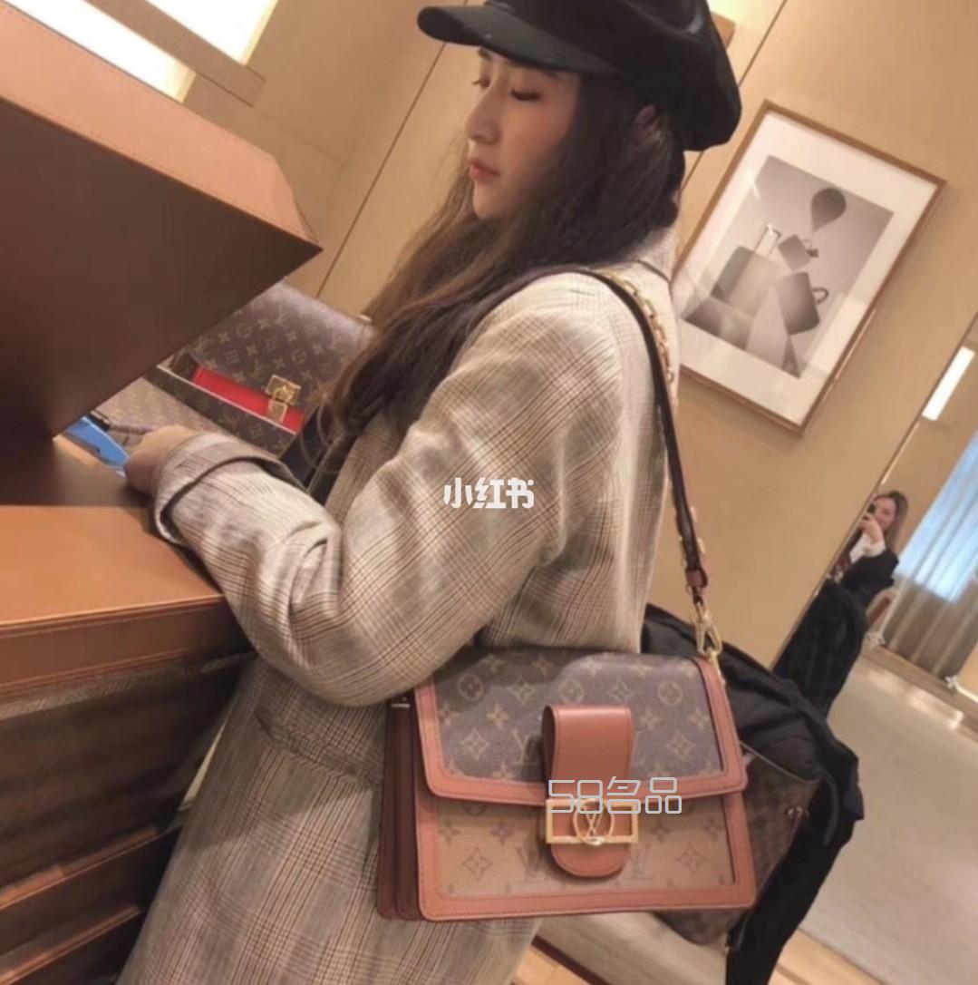 LV老花女包,lv小丝巾戴法_5