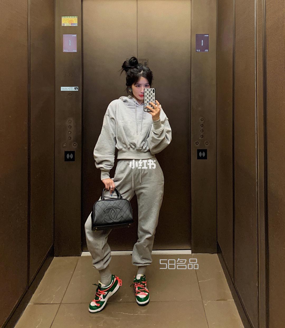 香奈儿保龄球包中古双肩包Lv老花肯豆双肩包_1