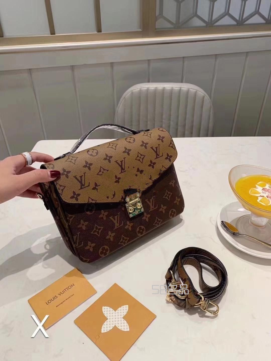 LV这款邮差包真的是太喜欢了,lv neverfull 老花_14