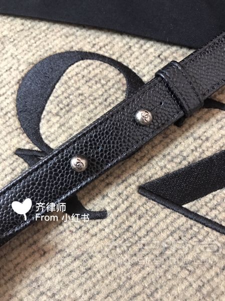 香奈儿leboy牛皮黑银鱼子酱中号_3