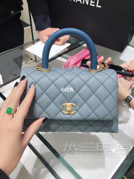 Chanel coco handle 从看见到刷卡10分钟我人生中的第一款香奈儿就这样入了_1