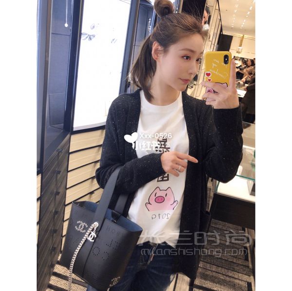 Chanel香奈儿水桶包 19春夏设计感爆棚 诚意满满的水桶包_9