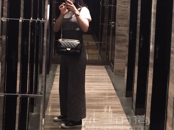 Chanel2.55中号上身图实拍与使用体验_3