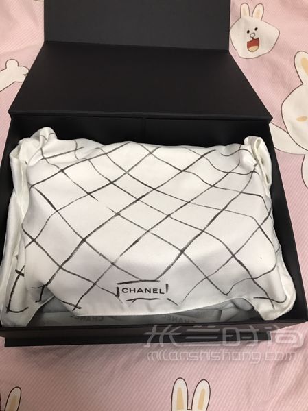 香奈儿chanel leboy中号牛皮斜条纹山形纹_3