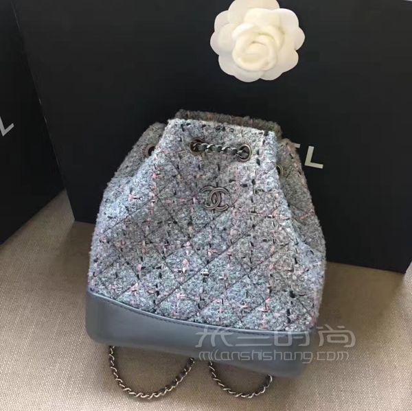 17Chanel Gabrielle系列不撞款双肩包_1