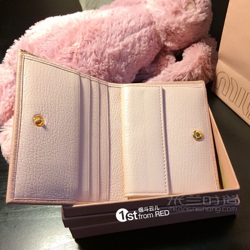 超实用小钱包miumiu对折小钱包-缪缪怎么样_3