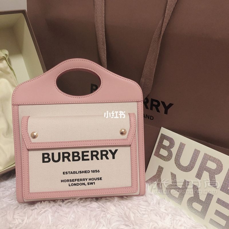 Burberry限量款邮差包 嫩粉色少女心_1