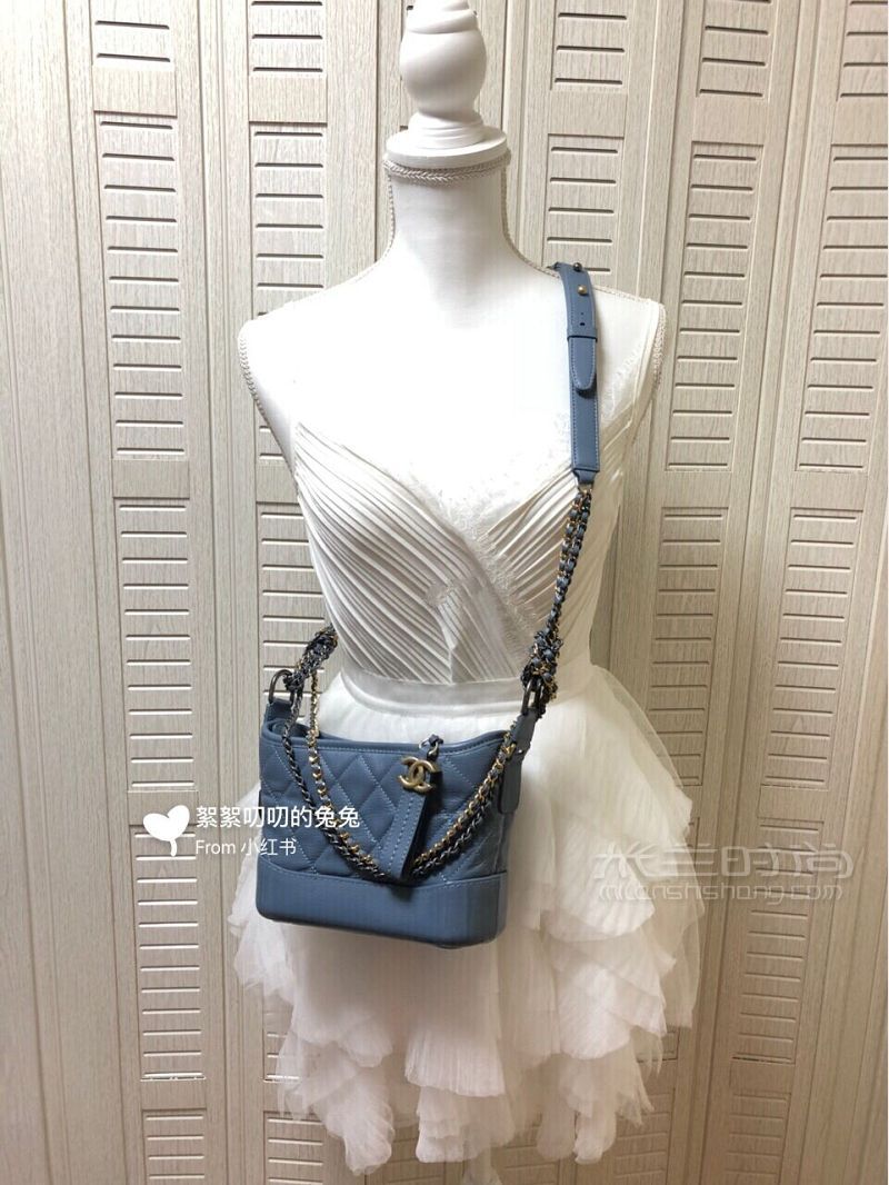 CHANEL流浪包雾霾蓝背法展示1上篇 背了一个多月了写下使用感受_5