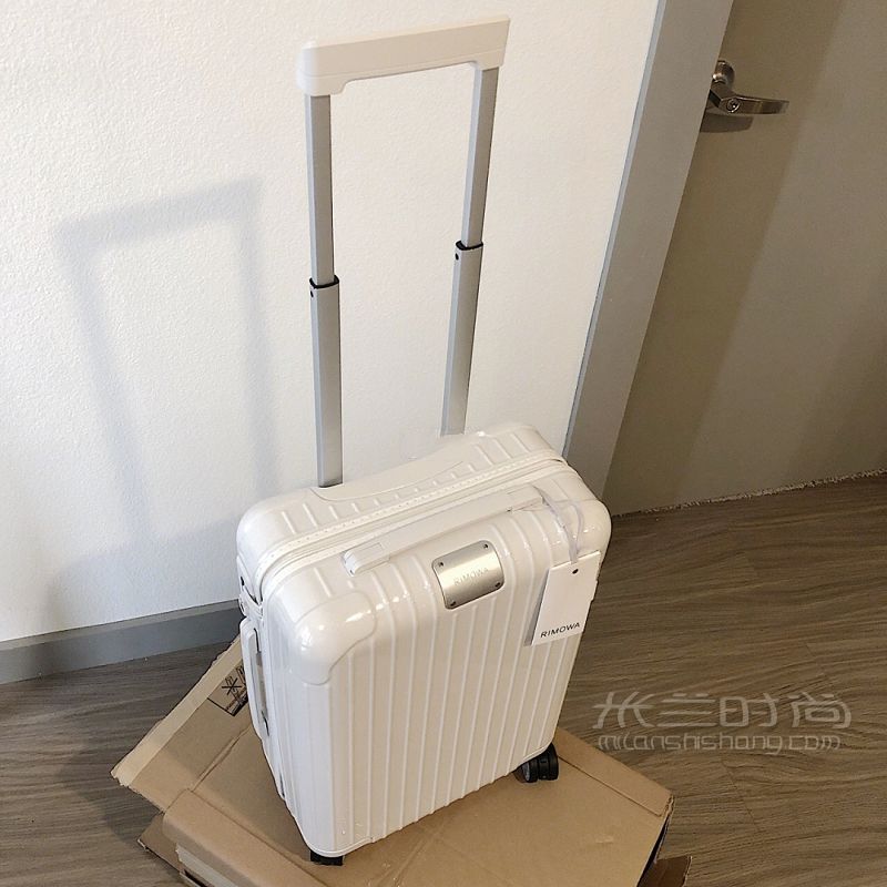 RIMOWA日默瓦Essential系列小白登机箱开箱记录_6