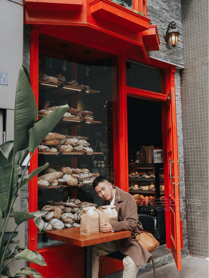 成都探店 藏在街角的阿玛尼红欧包店_9