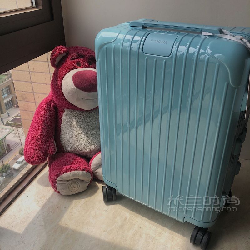 在成都太古里订到RIMOWA日默瓦冰川蓝行李箱旅行箱_2