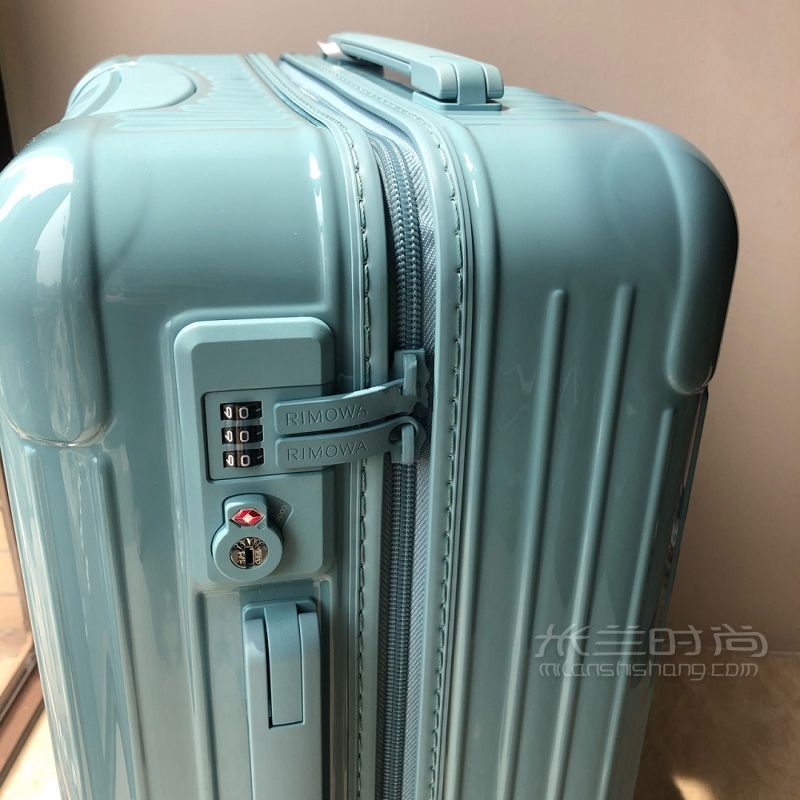 在成都太古里订到RIMOWA日默瓦冰川蓝行李箱旅行箱_4