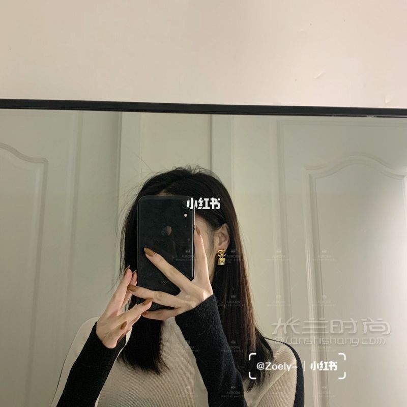 Chanel香奈儿秋冬新款耳环 超闪_3