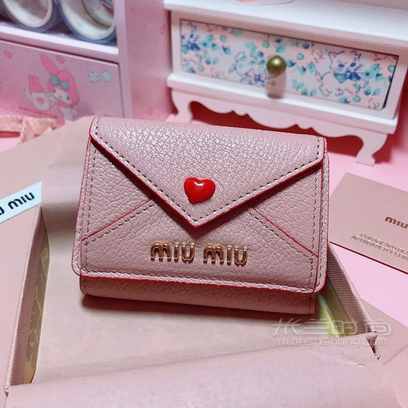 Miu Miu限定爱心信封钱包卡包_6