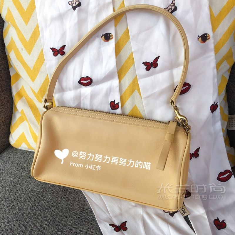一只奶油黄- old coach小可爱枕头腋下包_3