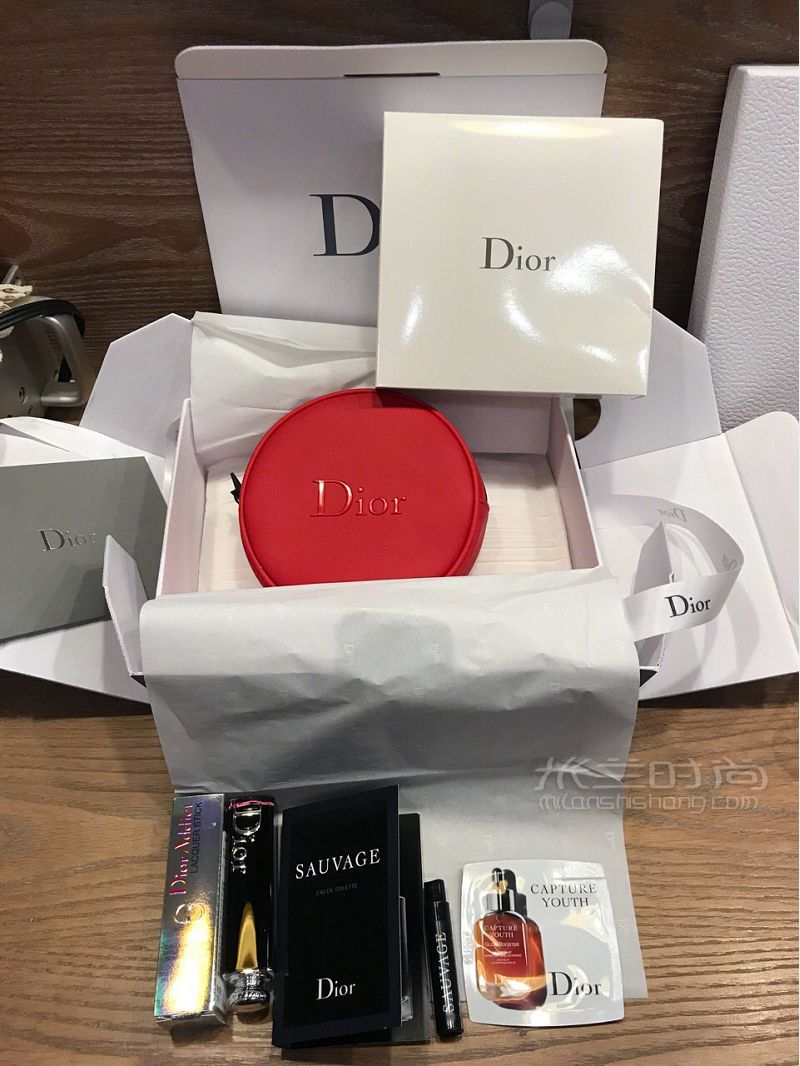 Dior官网购买赠品 Dior官网2020年活动_2