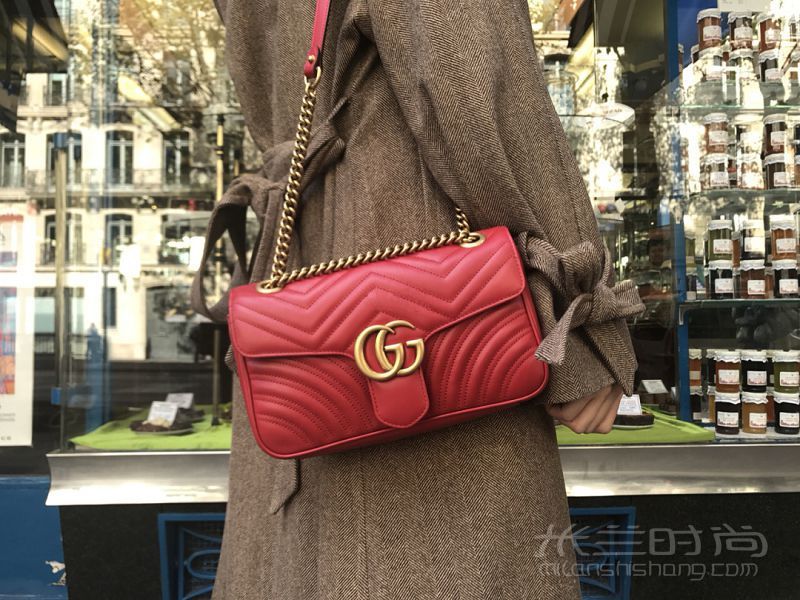 Gucci marmont红色中号 自古红金最摄魂 法国自由行热门攻略_3